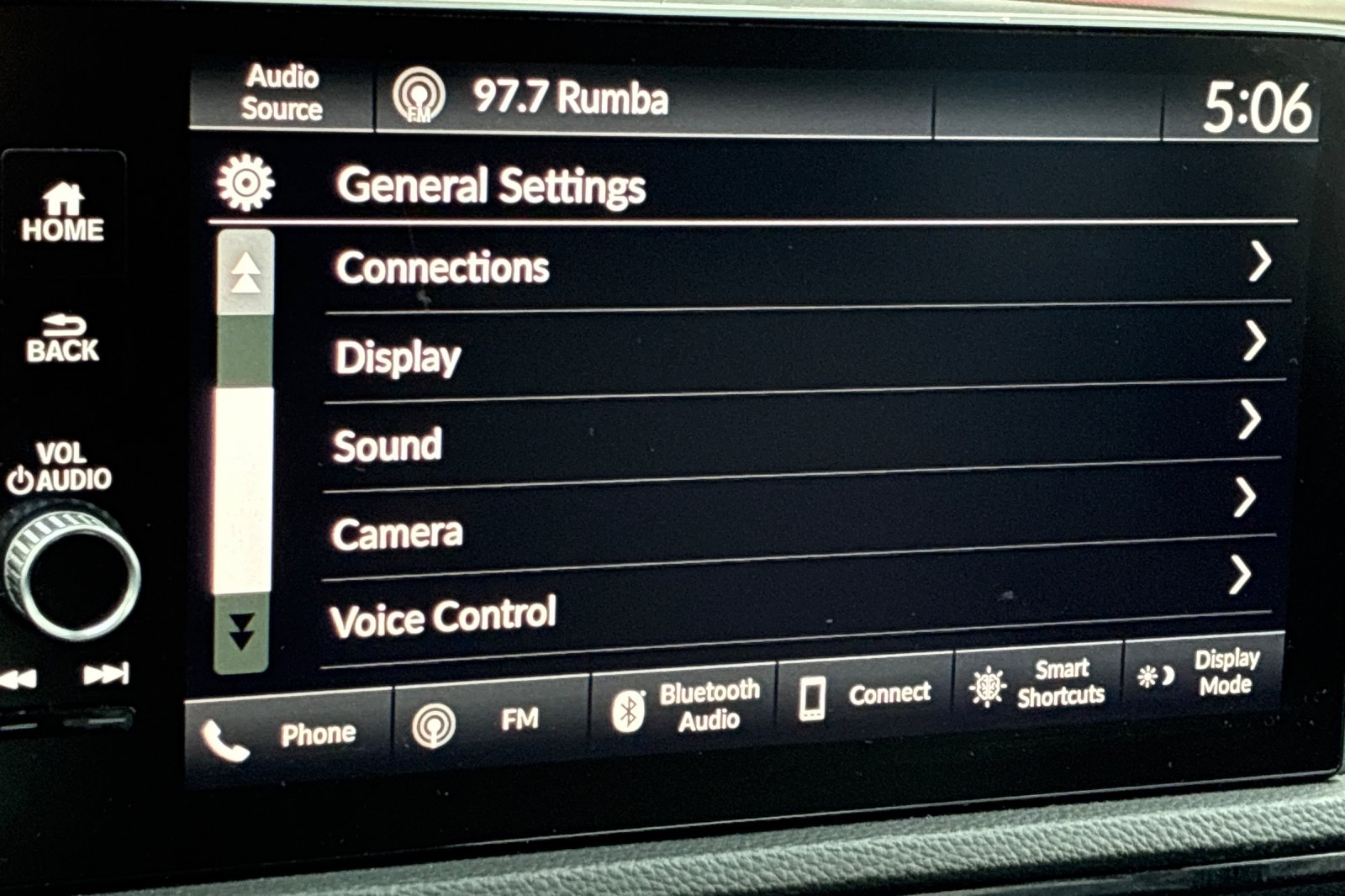 Used 2024 Canyon River Blue Metallic Honda EX-L image 25