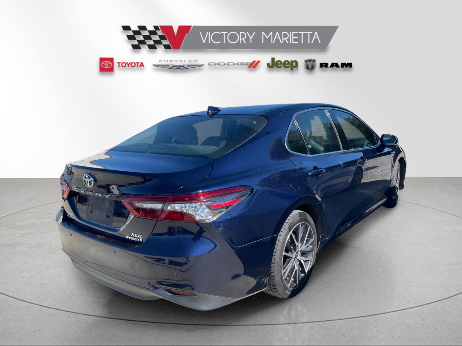 Used 2021  Toyota XLE image 5