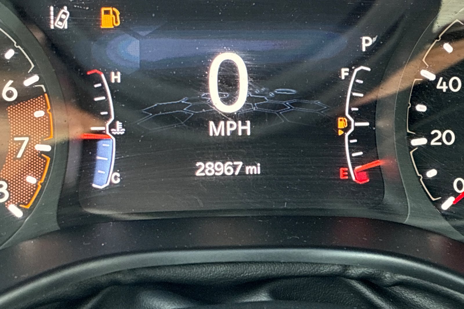 Used 2023 Crystal Metallic Jeep Latitude Lux image 34