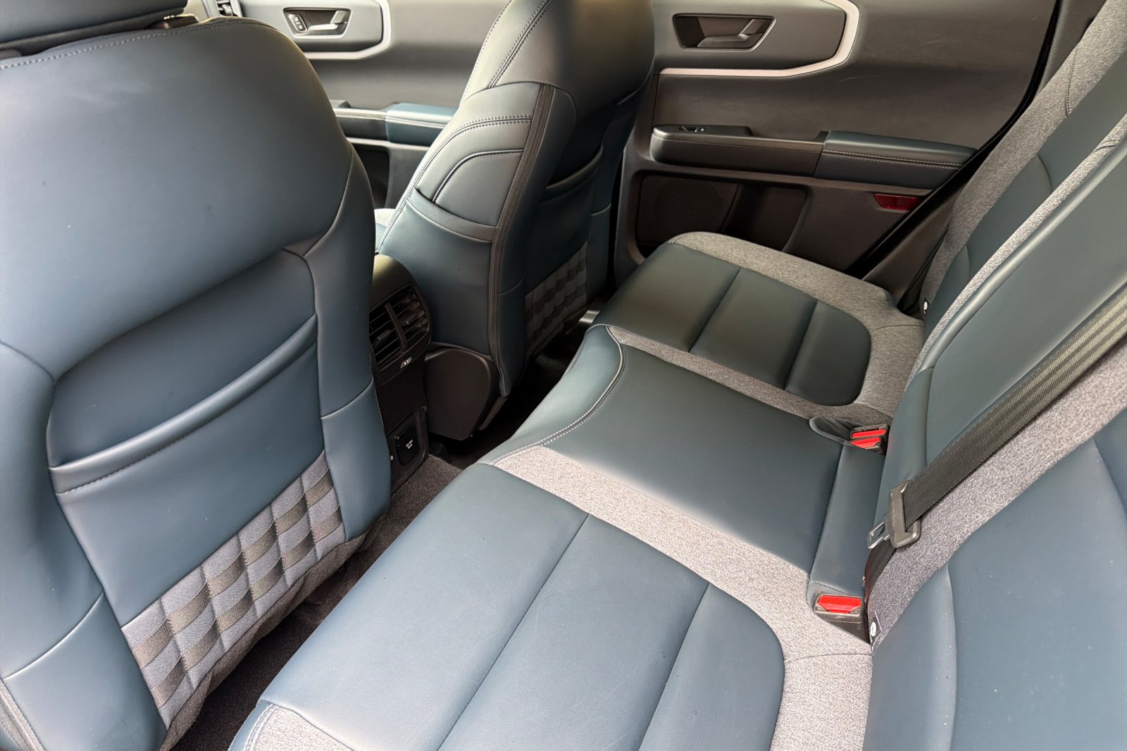 Certified Used 2024 Cactus Green / Gray Ford Outer Banks image 12