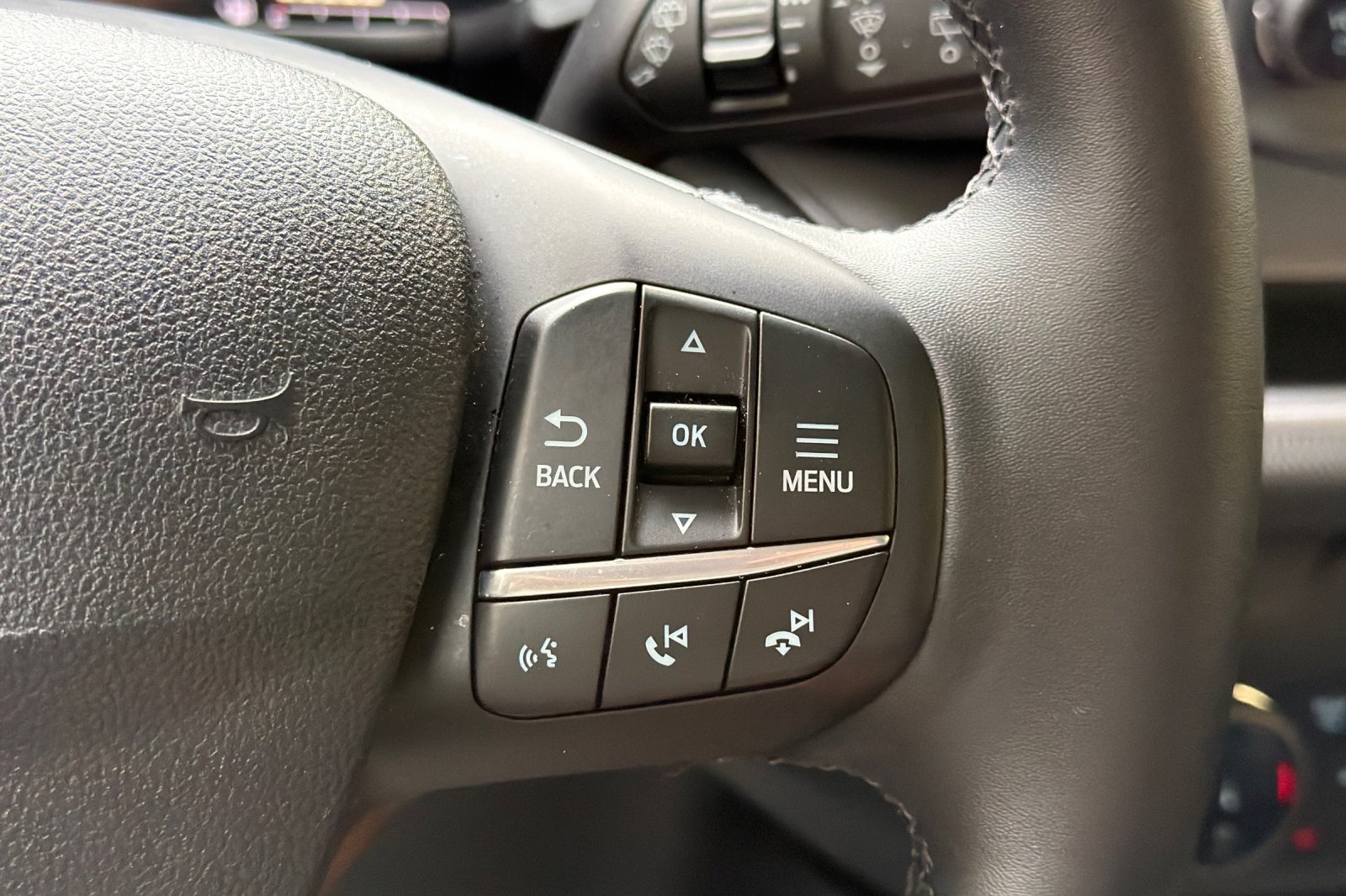Certified Used 2024 Cactus Green / Gray Ford Outer Banks image 29