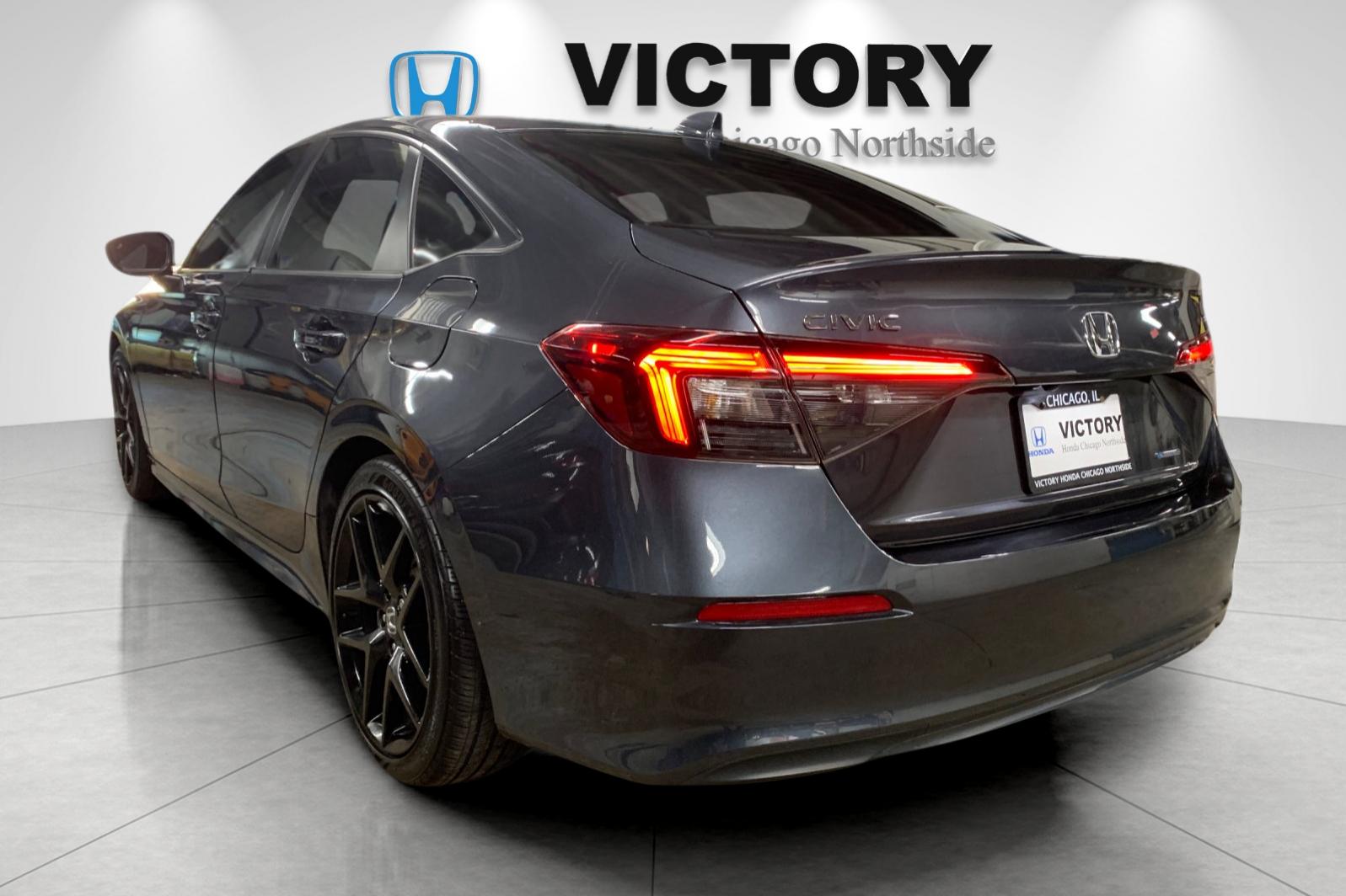 Certified Used 2025 Meteorite Gray Metallic Honda 4D HYBRID SPORT image 4