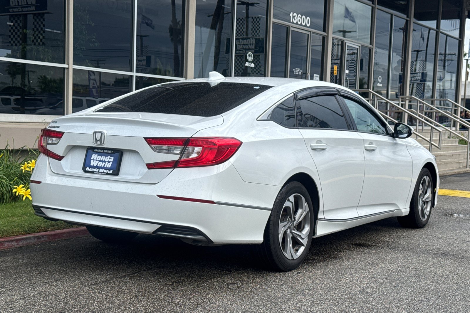 Certified Used 2019 Platinum White Pearl Honda EX image 5