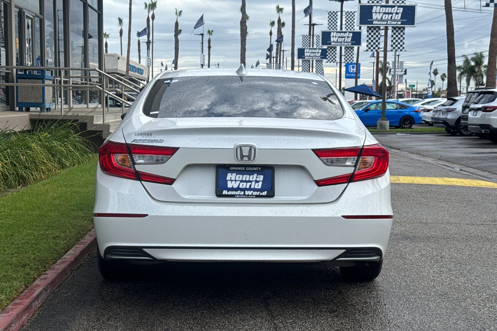 Certified Used 2019 Platinum White Pearl Honda EX image 6