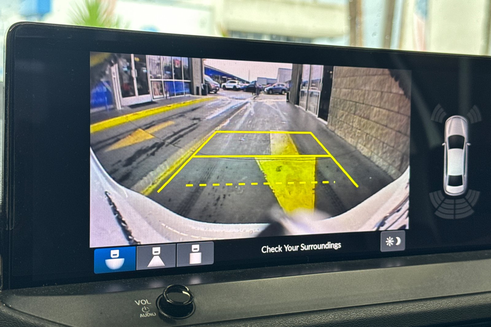 Certified Used 2023 Platinum White Pearl Honda EX-L image 10