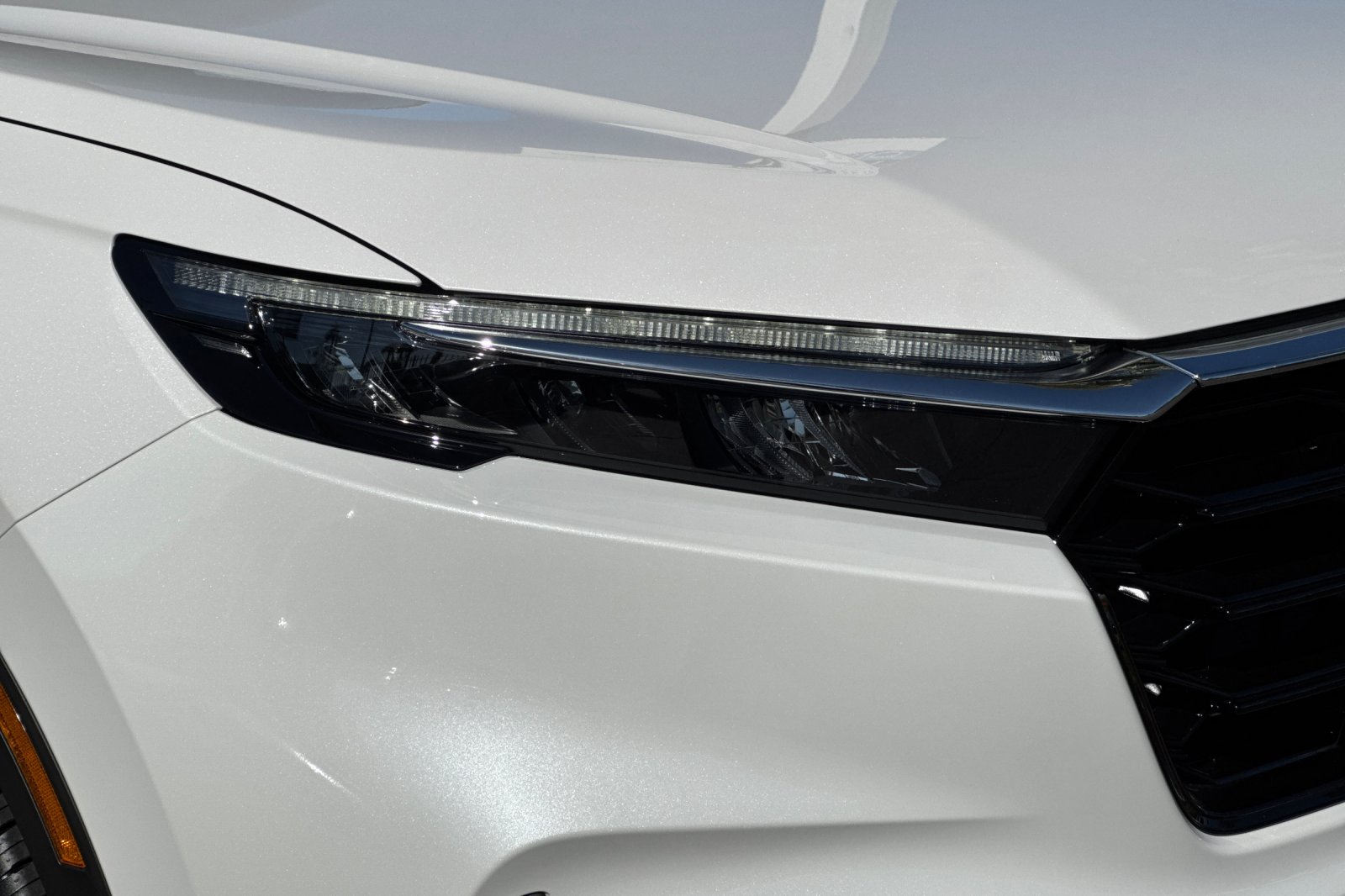 New 2027 Platinum White Pearl Honda EX-L 2WD image 25