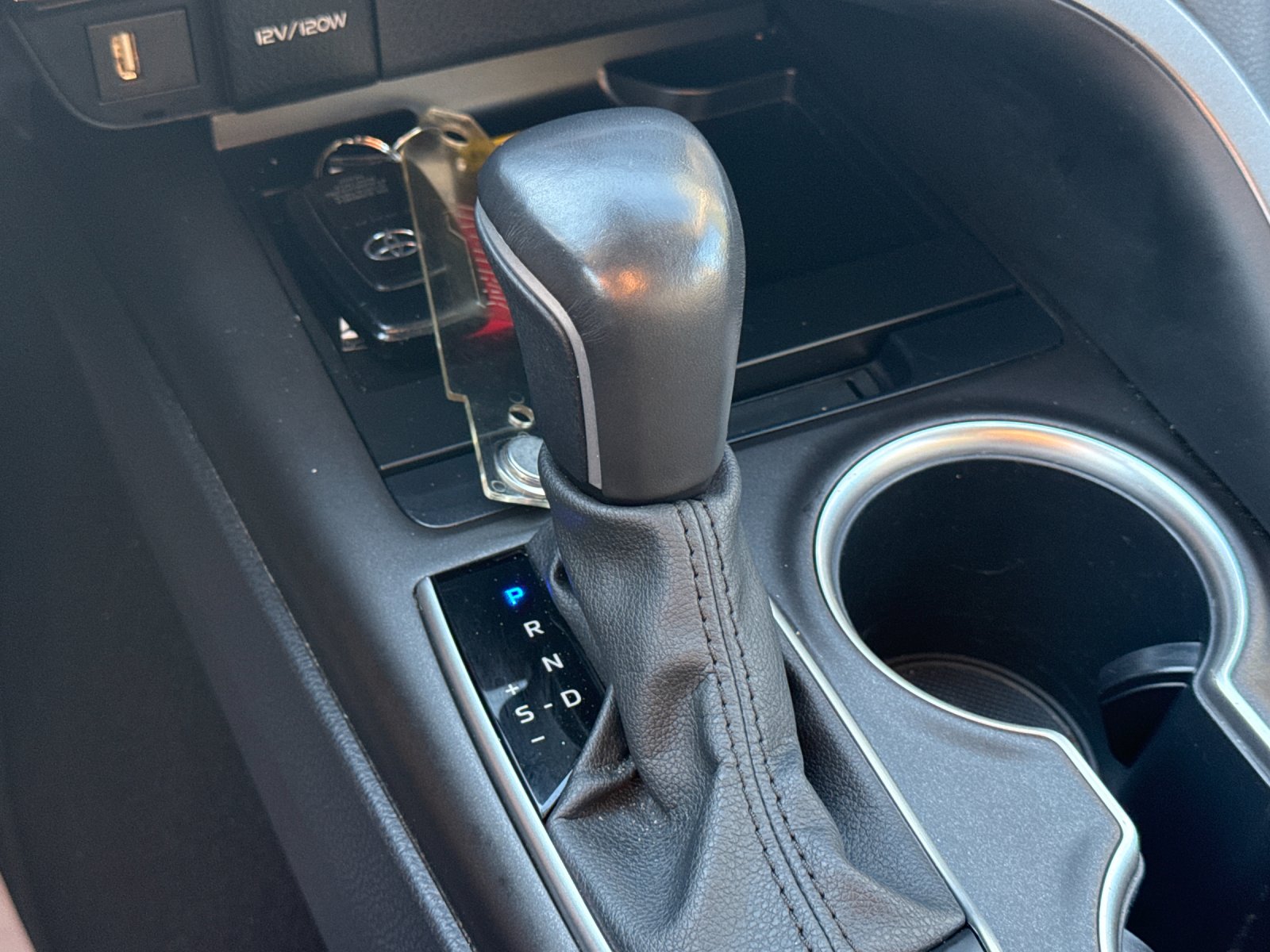 Used 2024 Gray Toyota XLE image 17