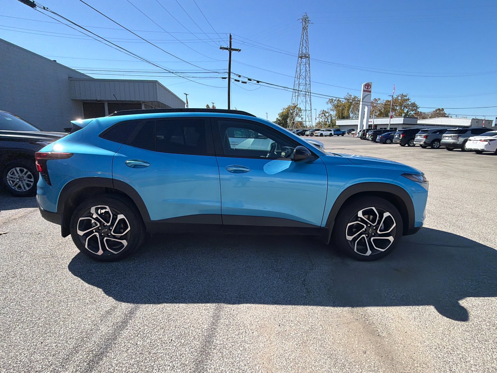 Used 2025 Blue Chevrolet 2RS image 6