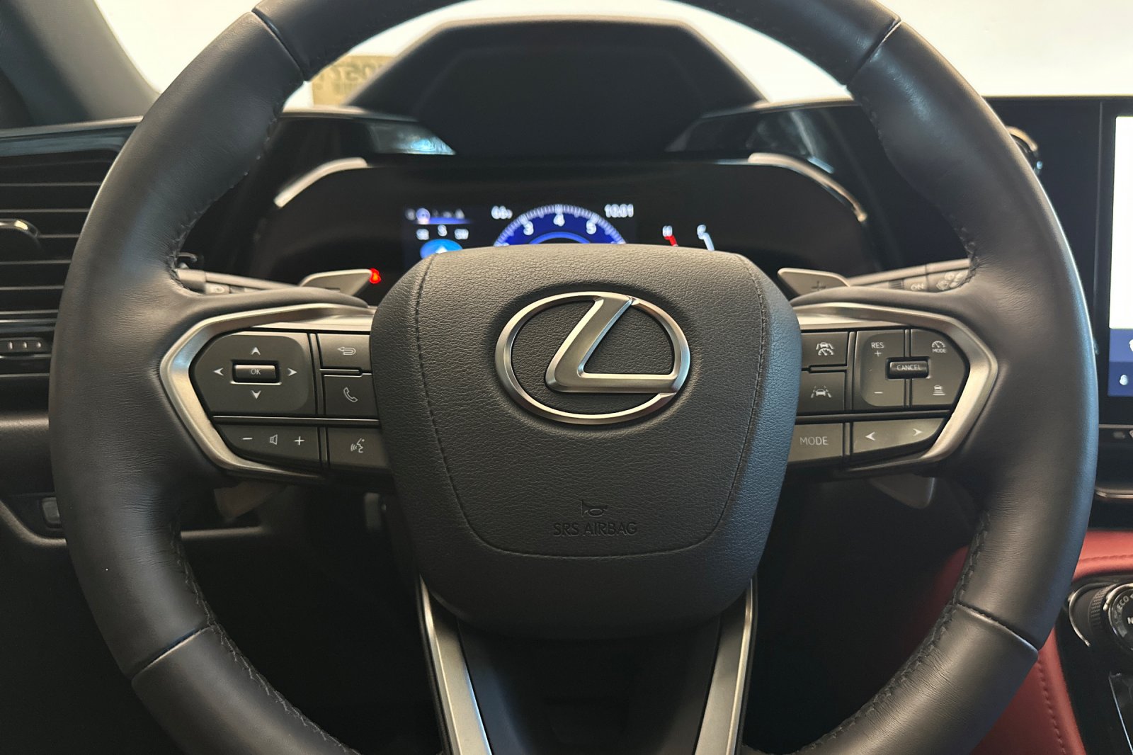 Certified Used 2024 White Lexus 350h Premium image 23