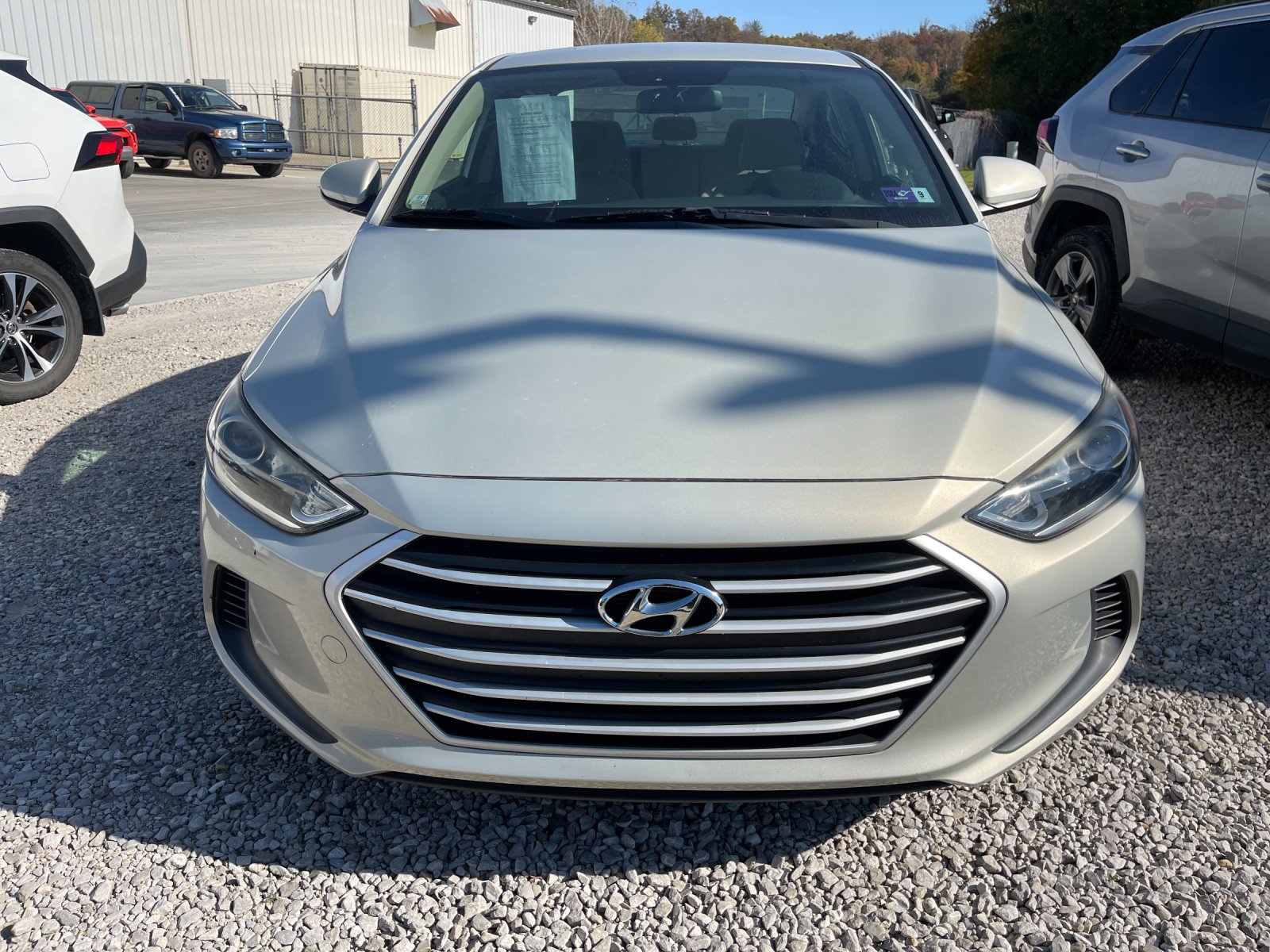 Used 2017 Mineral Beige Pearl Hyundai SE image 7
