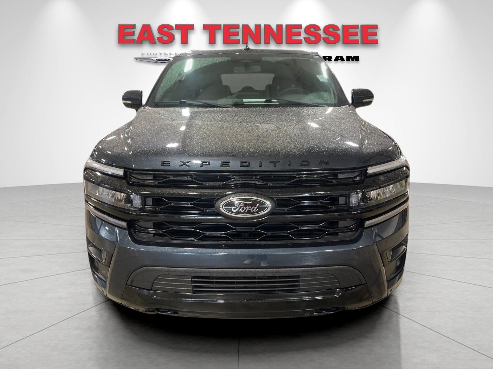 Used 2024 Blue Ford Limited image 9