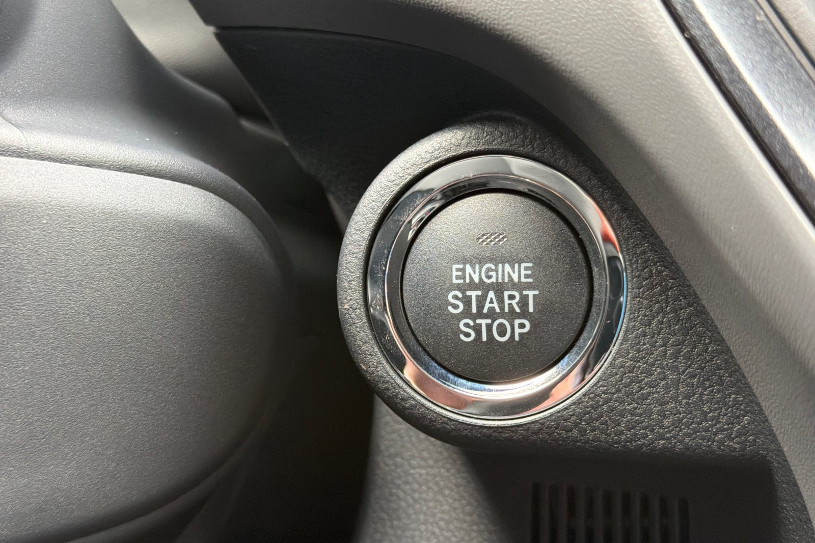 New 2027 IGNITION RED Subaru Limited Hybrid image 23