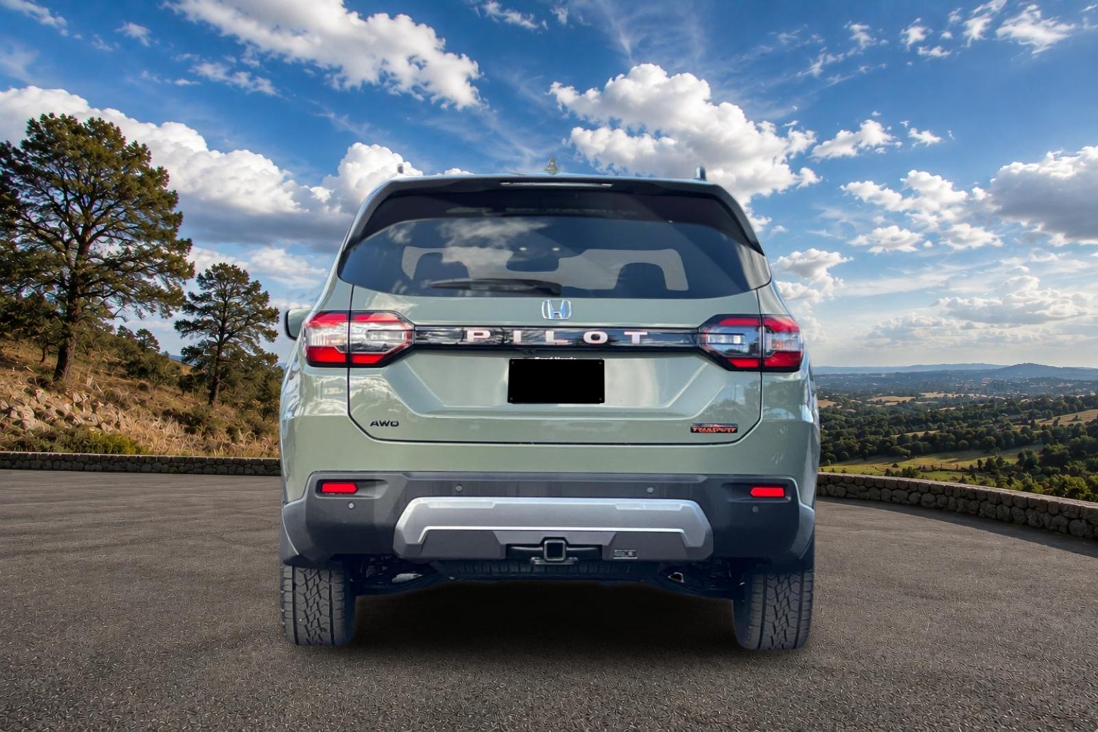 New 2026 Ash Green Metallic Honda TrailSport image 5