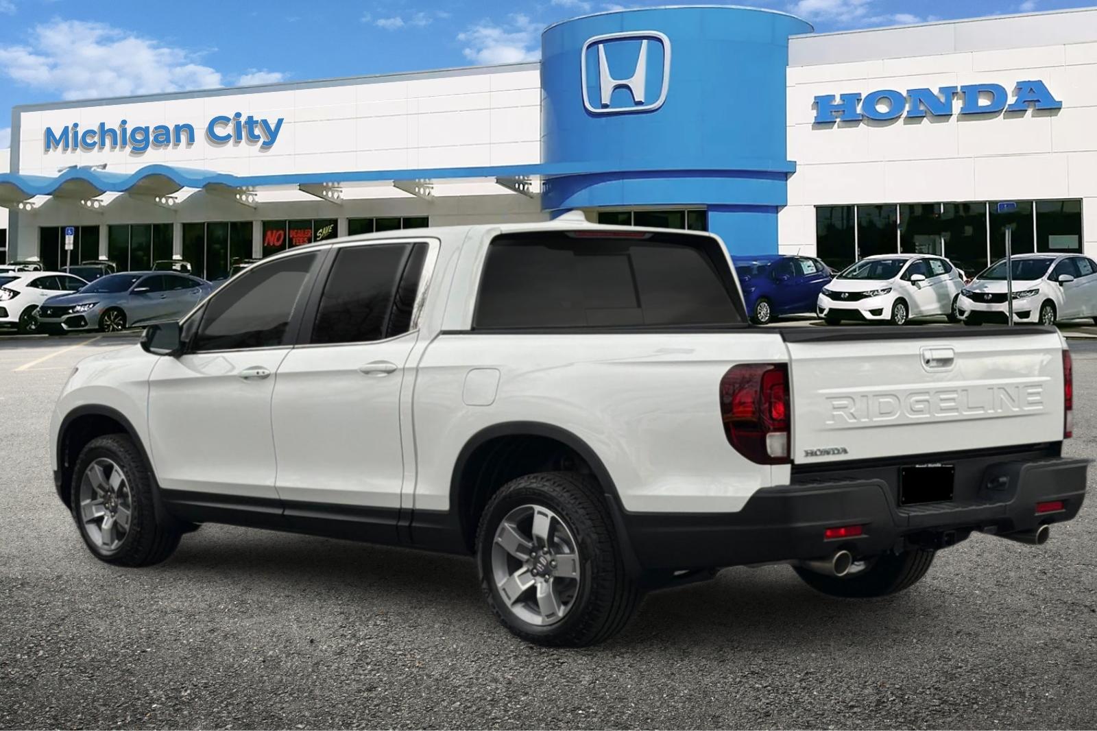 New 2026 Platinum White Pearl Honda RTL image 3
