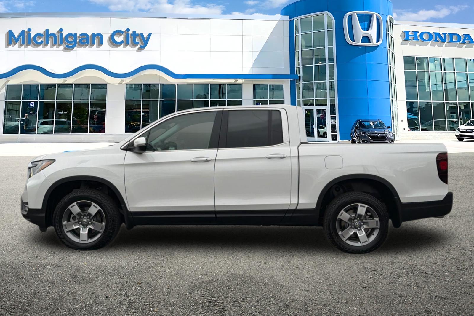 New 2026 Platinum White Pearl Honda RTL image 2