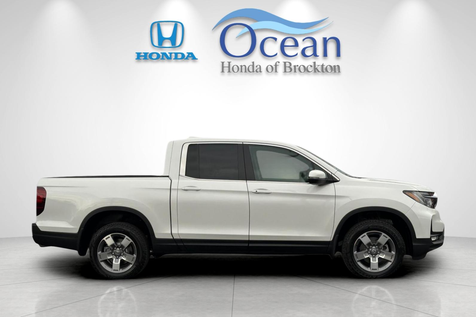 New 2026 Platinum White Pearl Honda RTL image 6