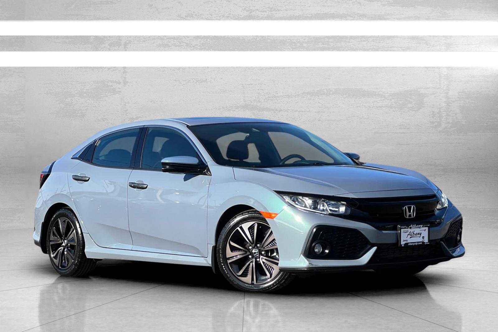 2019 Honda Civic Hatchback EX's photo