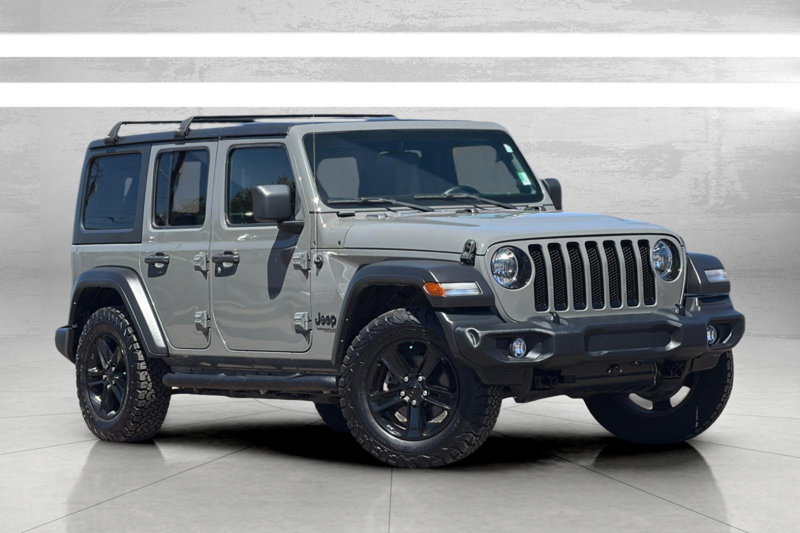 Used 2021 Gray Jeep Unlimited Sport Altitude image 2