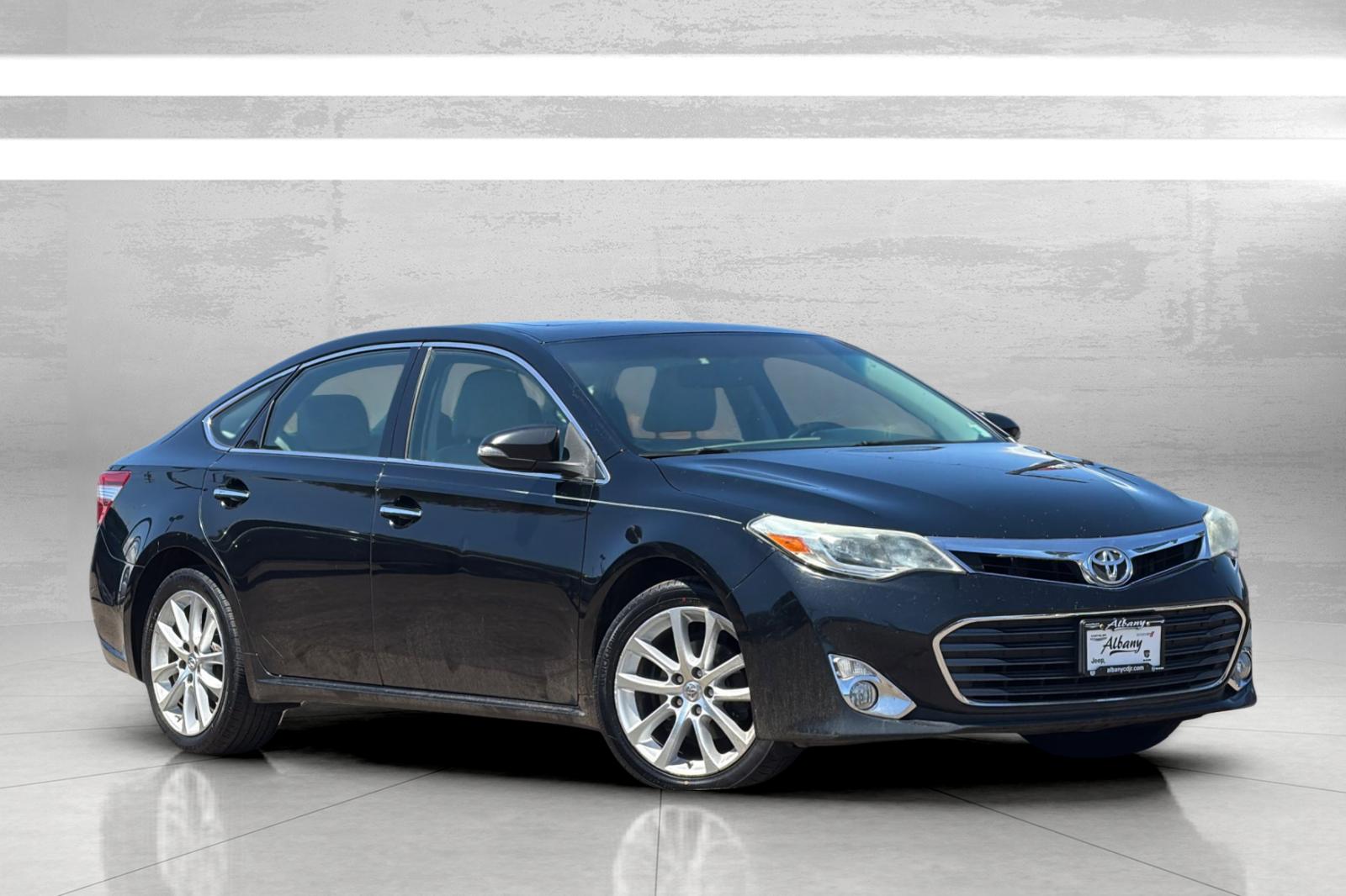 Used 2013 Toyota Avalon XLE with VIN 4T1BK1EB4DU040014 for sale in Albany, OR
