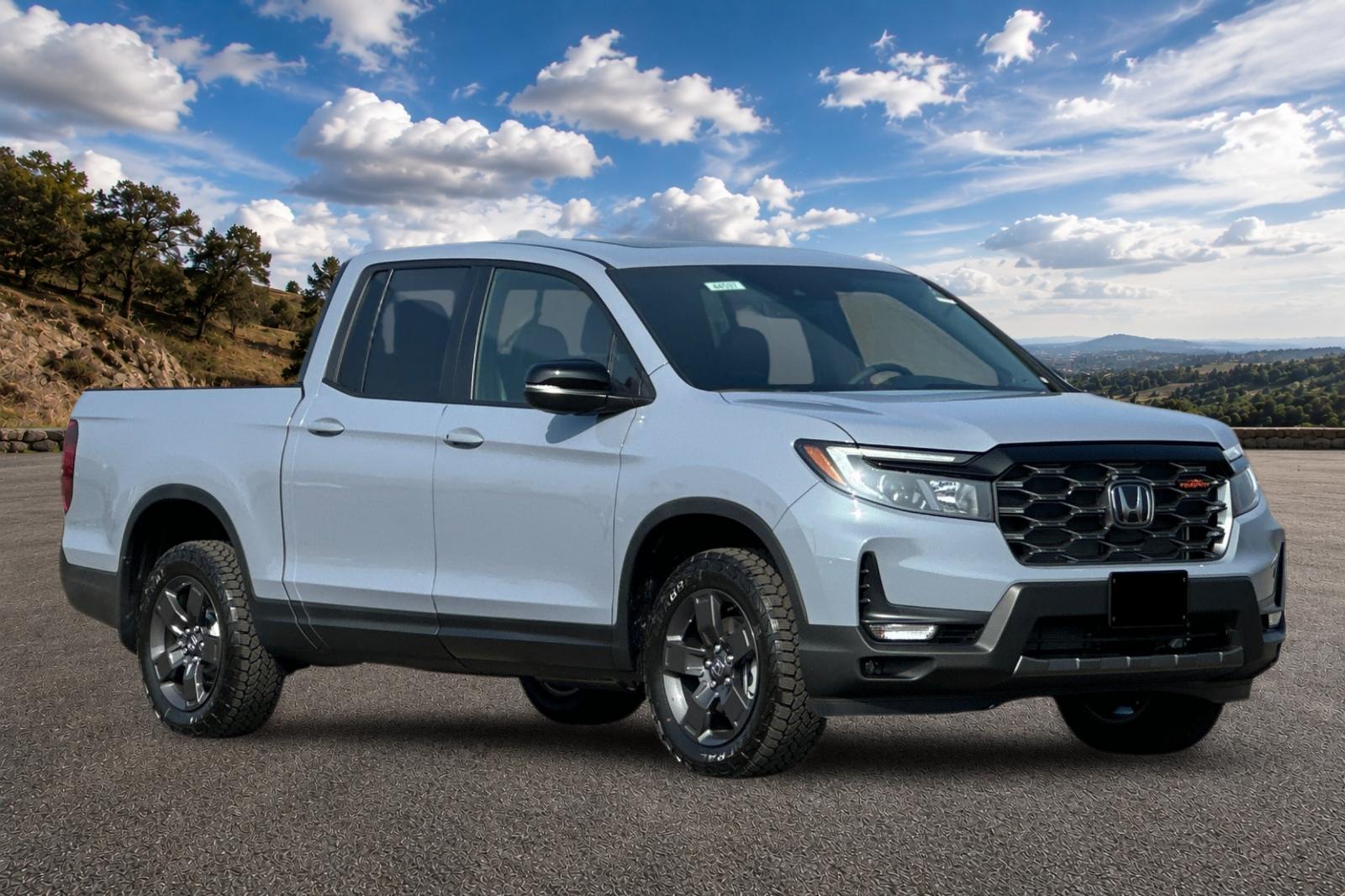 New 2026 Sonic Gray Pearl Honda TrailSport image 2