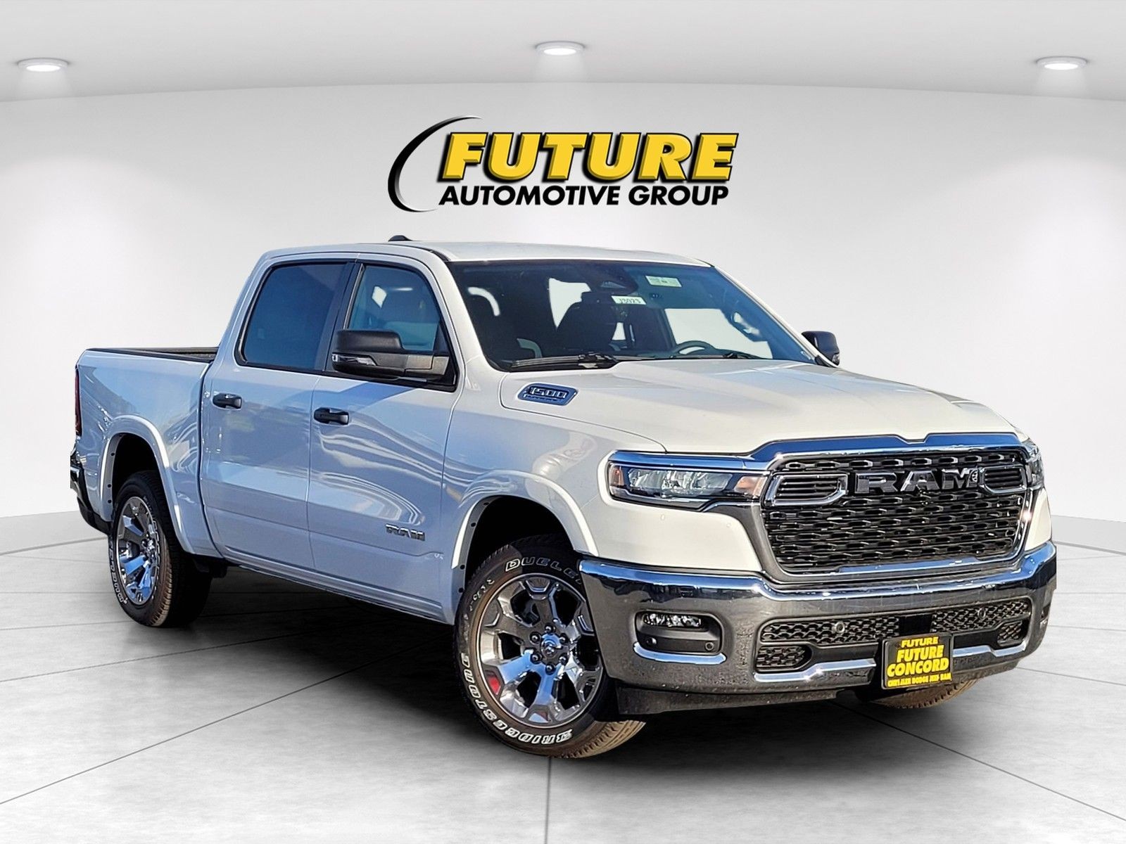 New 2026 Bright White Clear-Coat Exterior Paint RAM Big Horn/Lone Star image 2