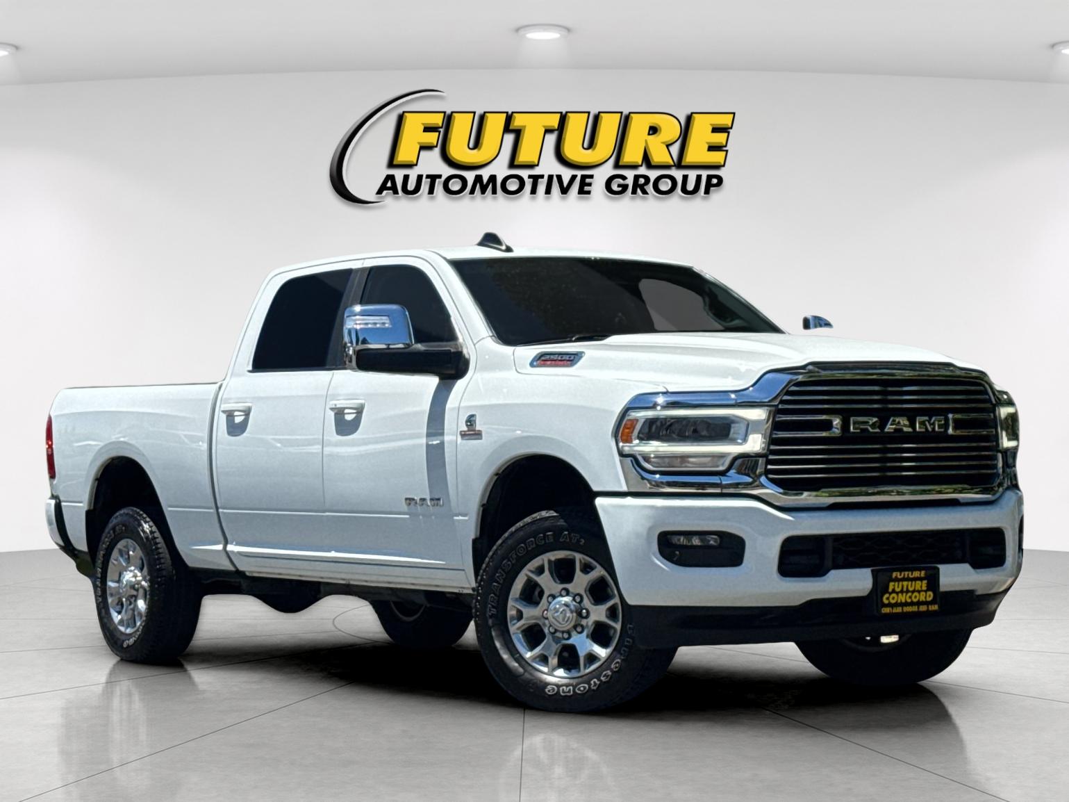 Used 2024 White Ram Laramie image 2