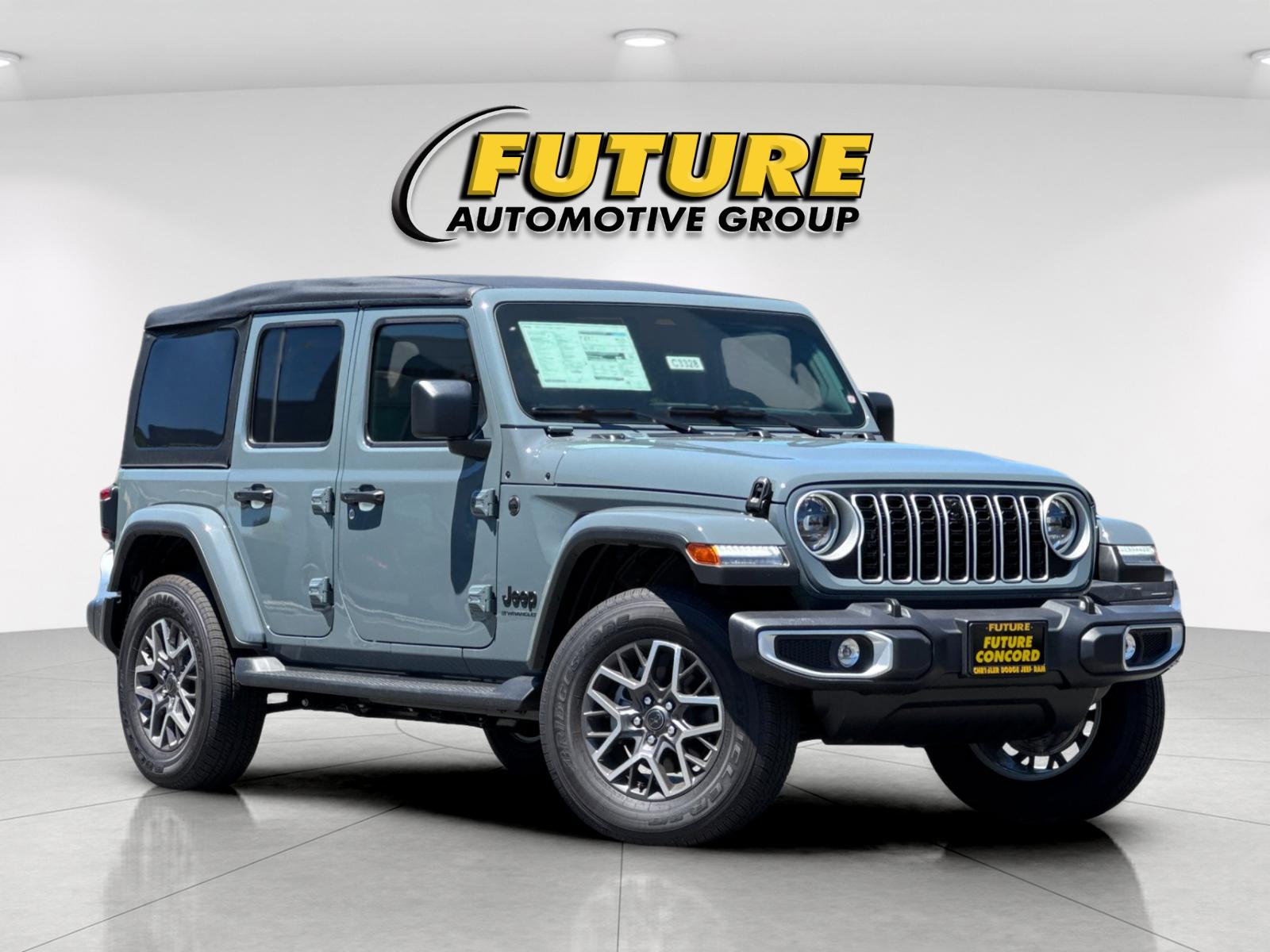 New 2026 Anvil Clear-Coat Exterior Paint Jeep Sahara image 2