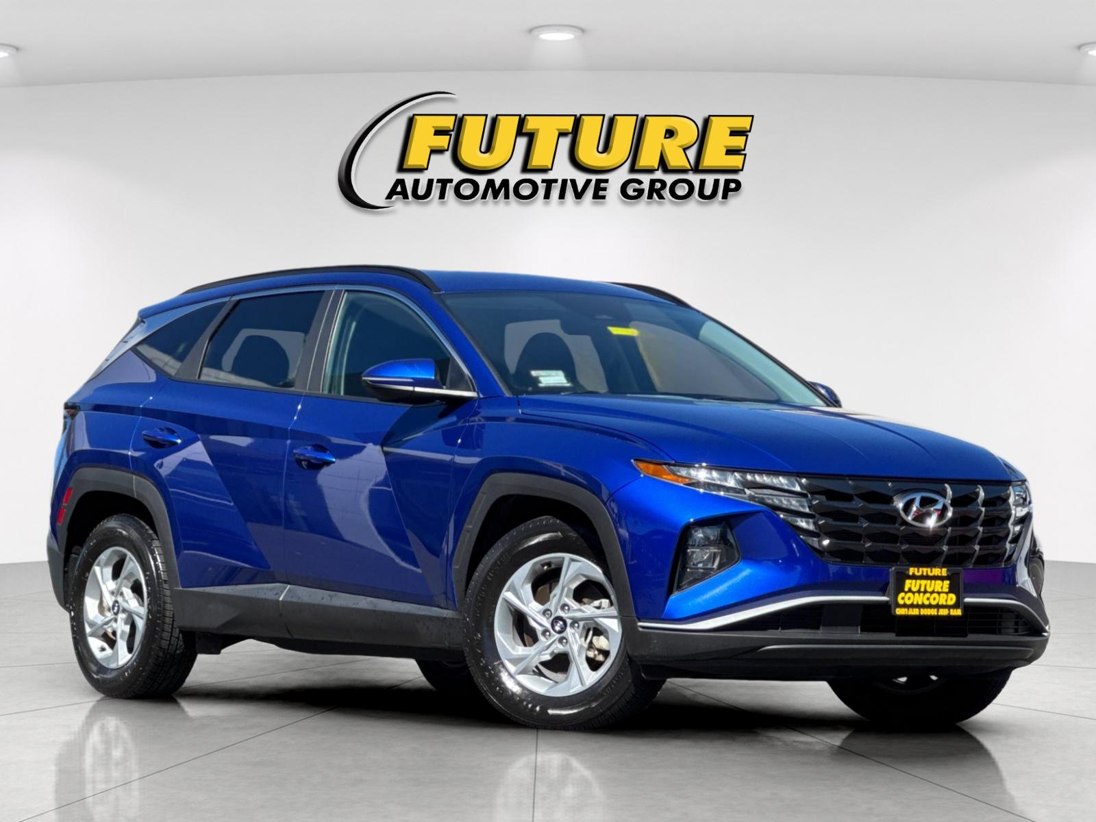 Used 2023 Blue Hyundai SEL image 2