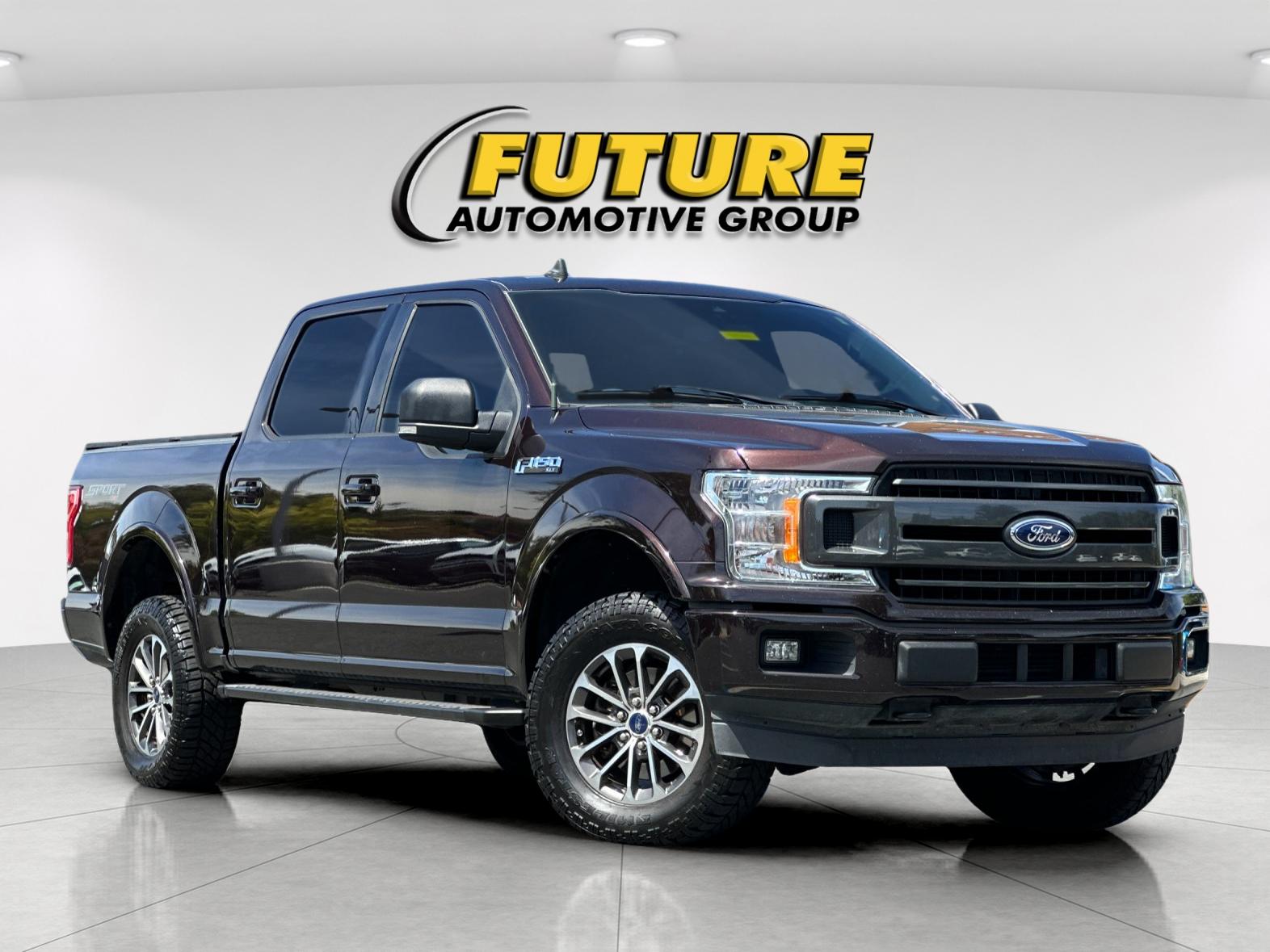 Used 2019 Red Ford XLT image 2