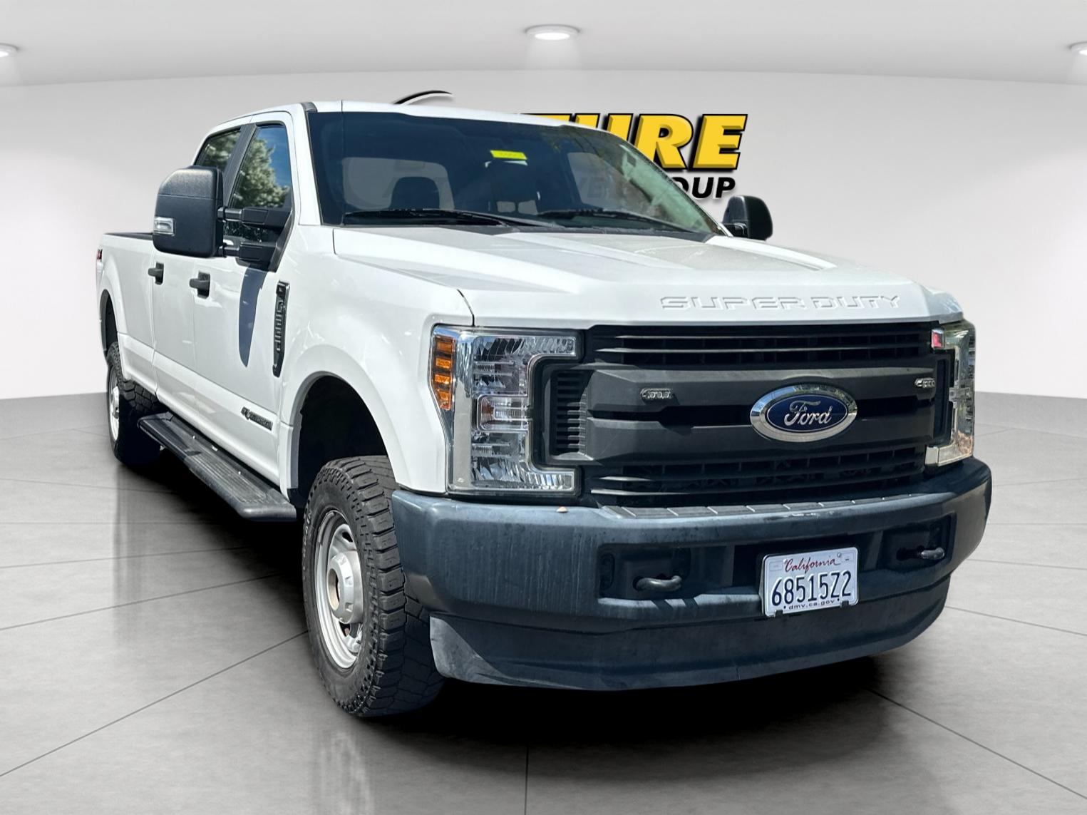 Used 2018 White Ford XL image 2