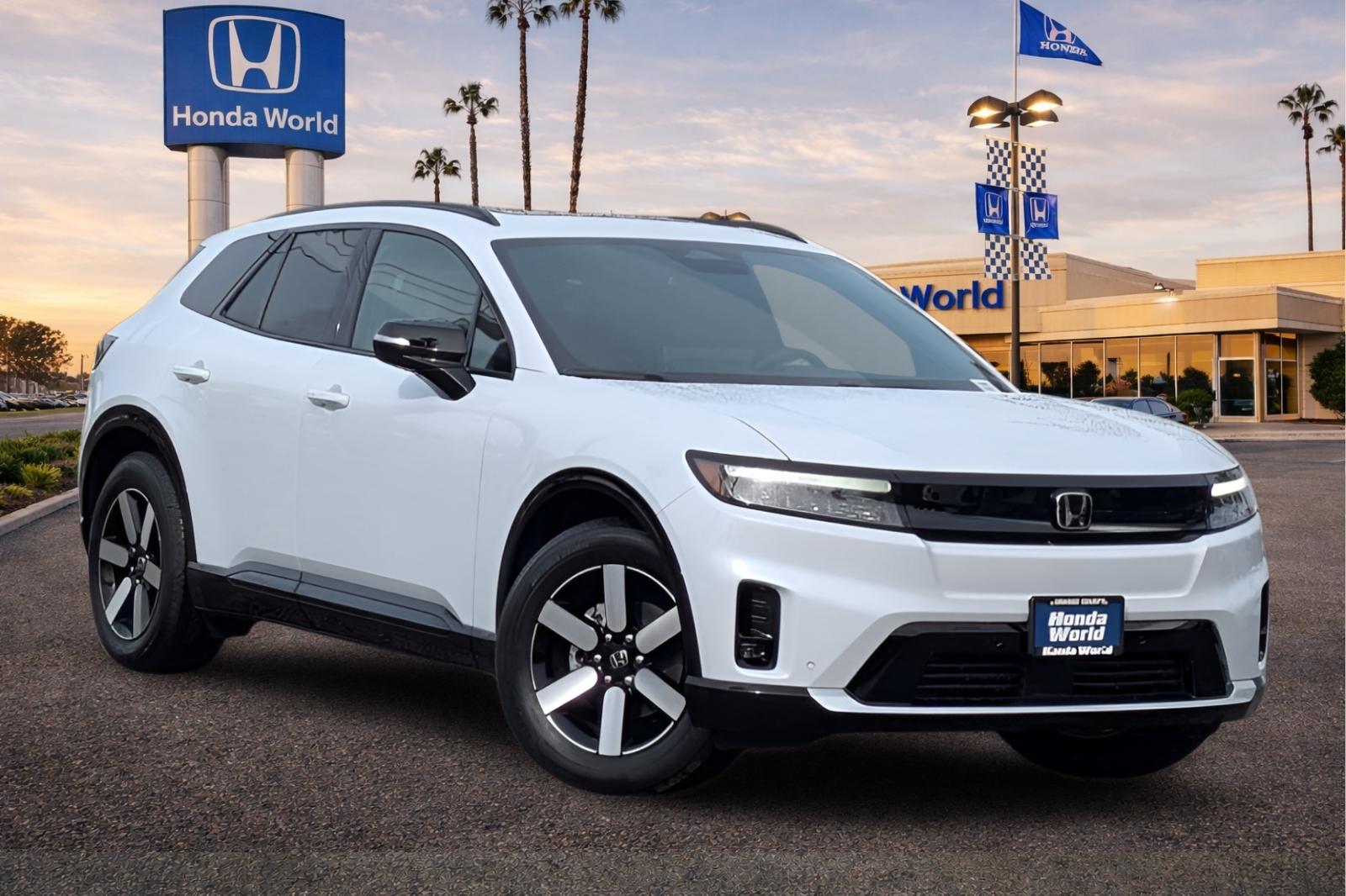 New 2026 Frostline White Pearl Honda Touring image 2