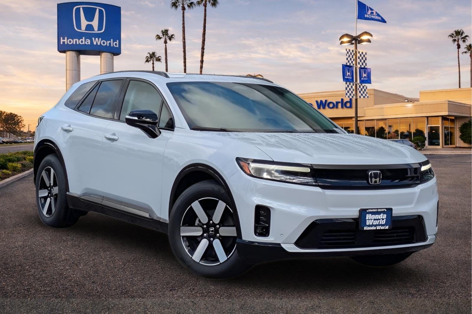 New 2026 Frostline White Pearl Honda Touring image 2