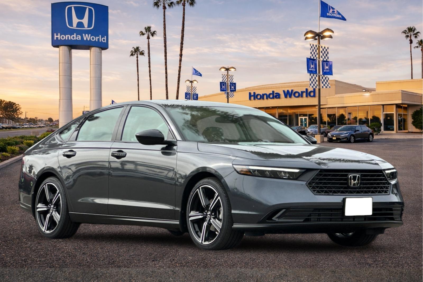 New 2026 Meteorite Gray Metallic Honda SE image 2