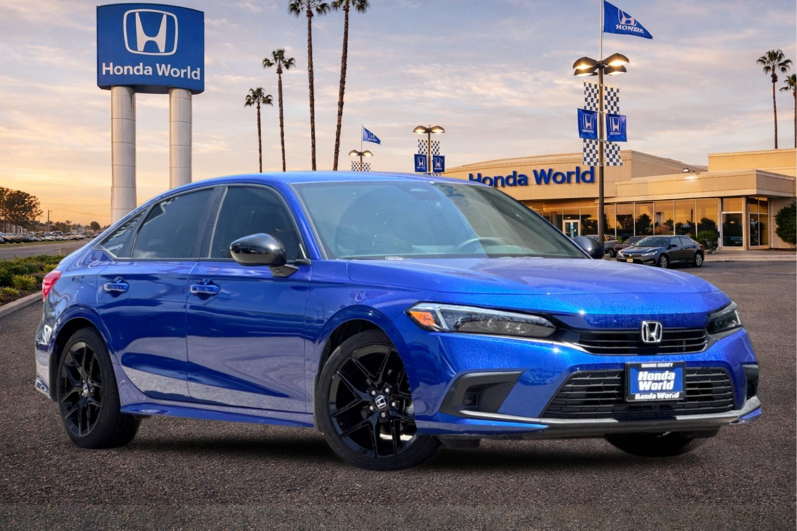 Used 2024  Honda Sport image 2