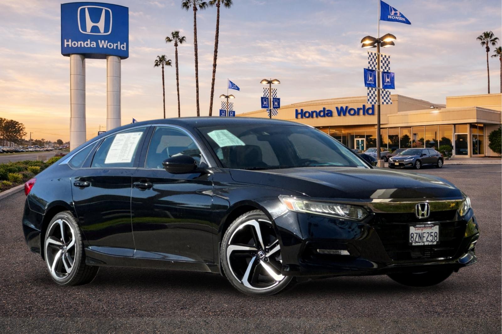 Certified Used 2018 Crystal Black Pearl Honda Sport image 2