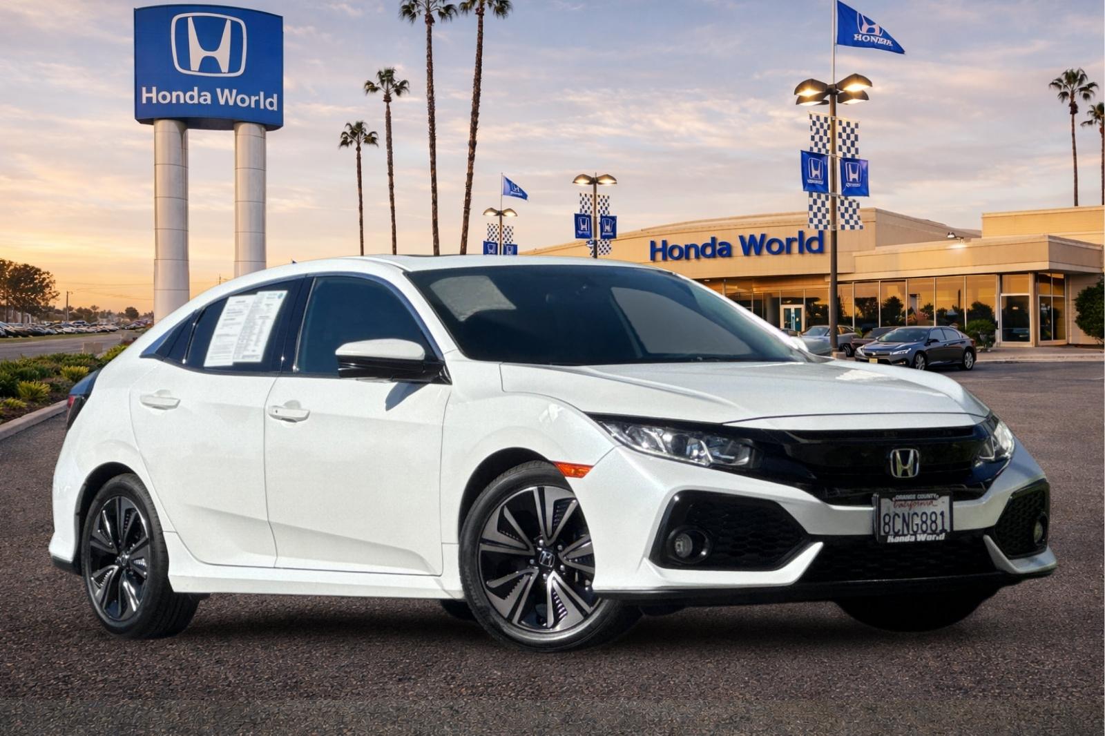 Certified Used 2018 Taffeta White Honda EX image 2