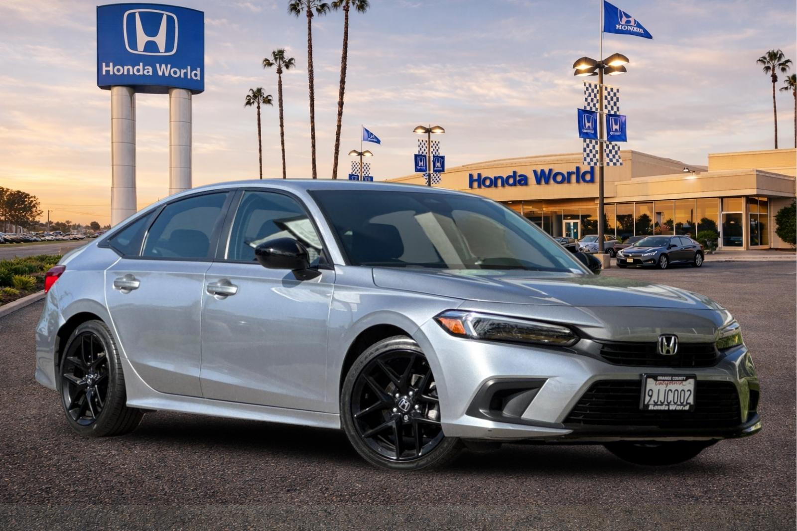 Certified Used 2024 Lunar Silver Metallic Honda Sport image 2