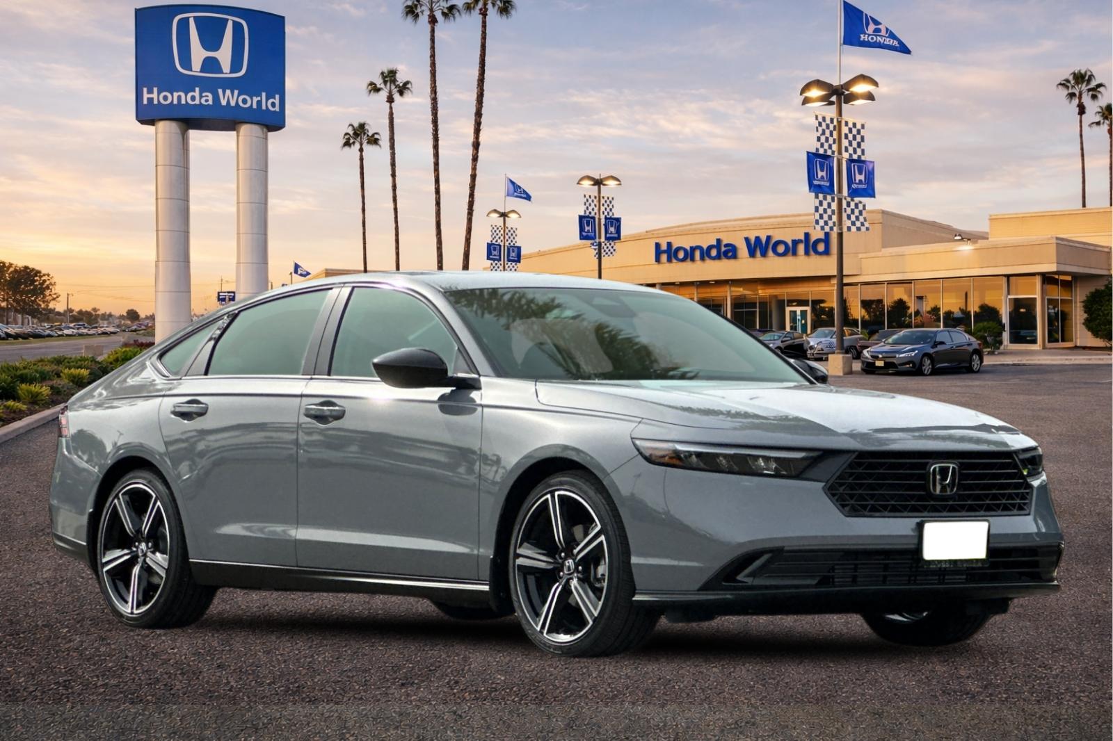 New 2026 Urban Gray Pearl Honda SE image 2