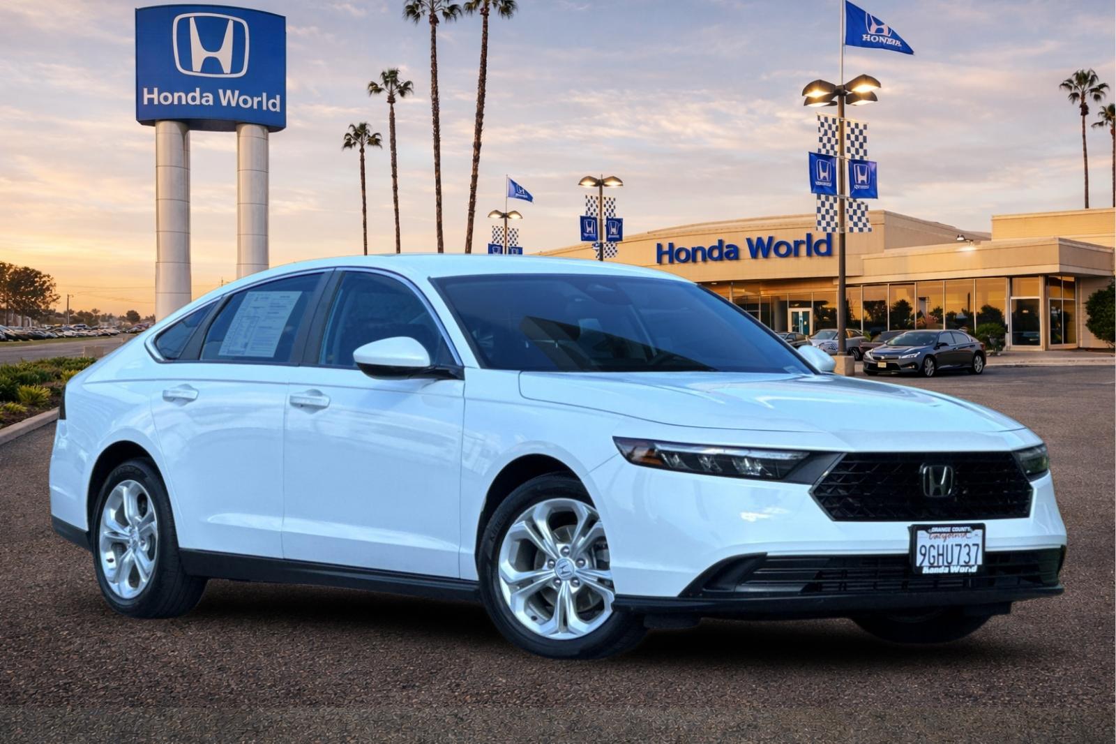 Certified Used 2023 Platinum White Pearl Honda 1.5T LX image 2