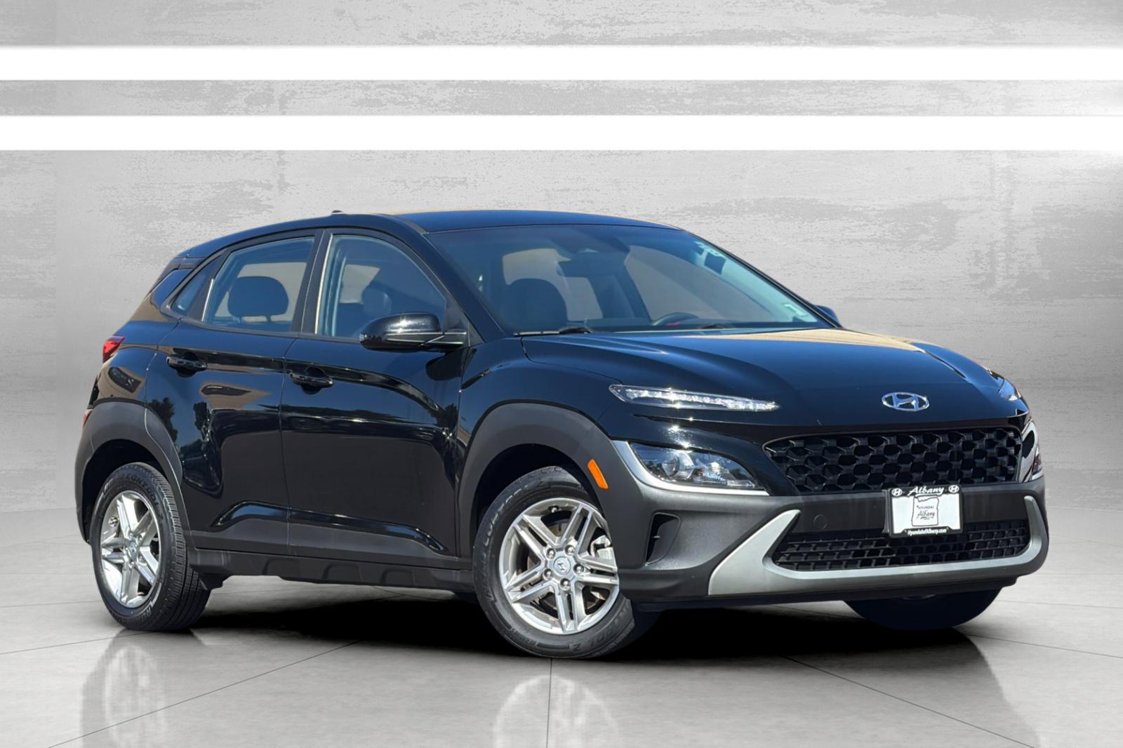 Used 2023 Hyundai Kona SE with VIN KM8K2CAB2PU988210 for sale in Albany, OR