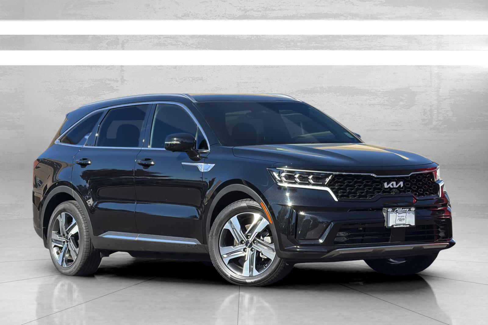 Used 2023 Black Kia SX Prestige image 2