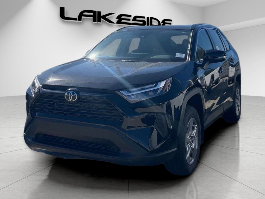 2025 Toyota RAV4 XLE's photo