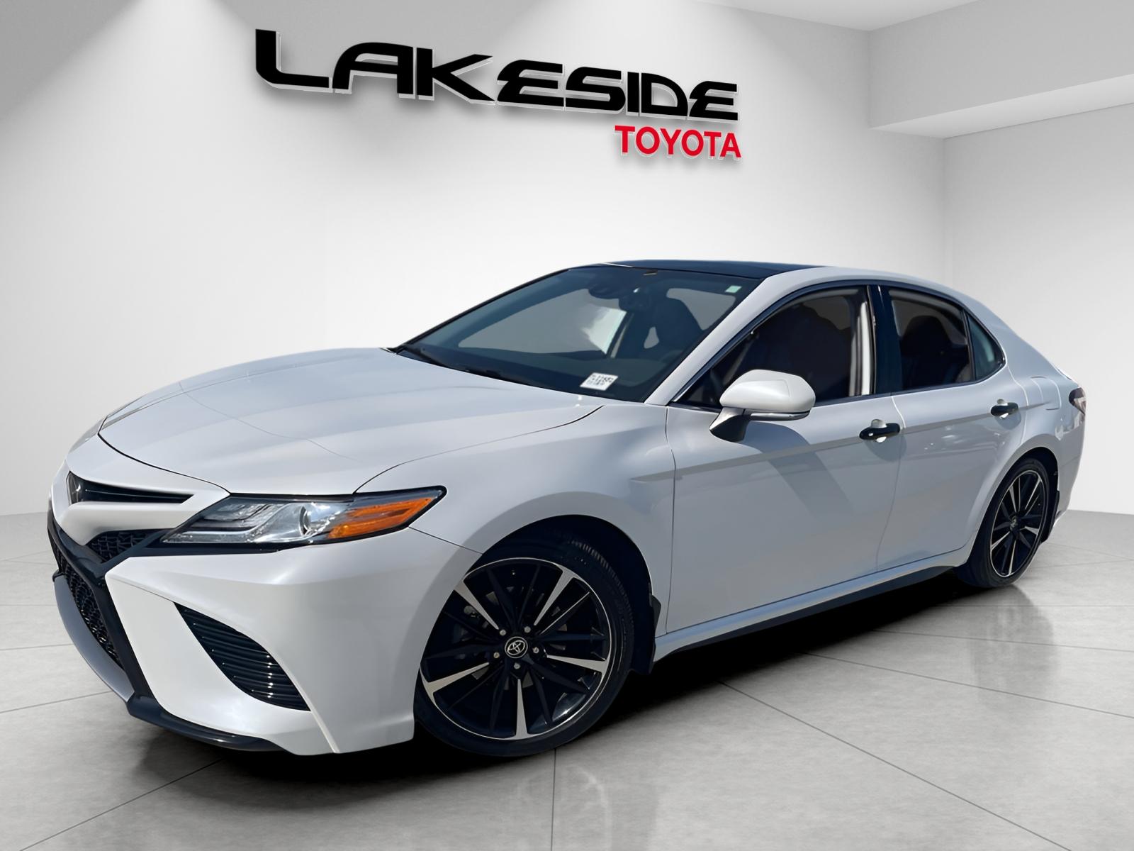 2020 Toyota Camry XSE's photo