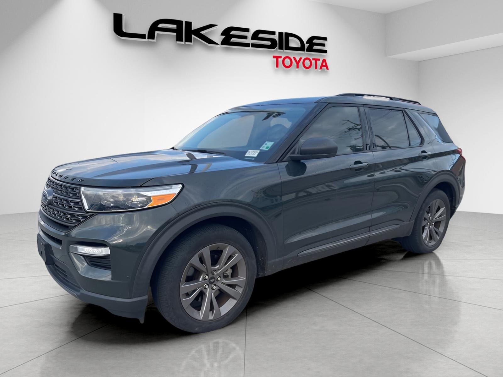 2021 Ford Explorer XLT's photo