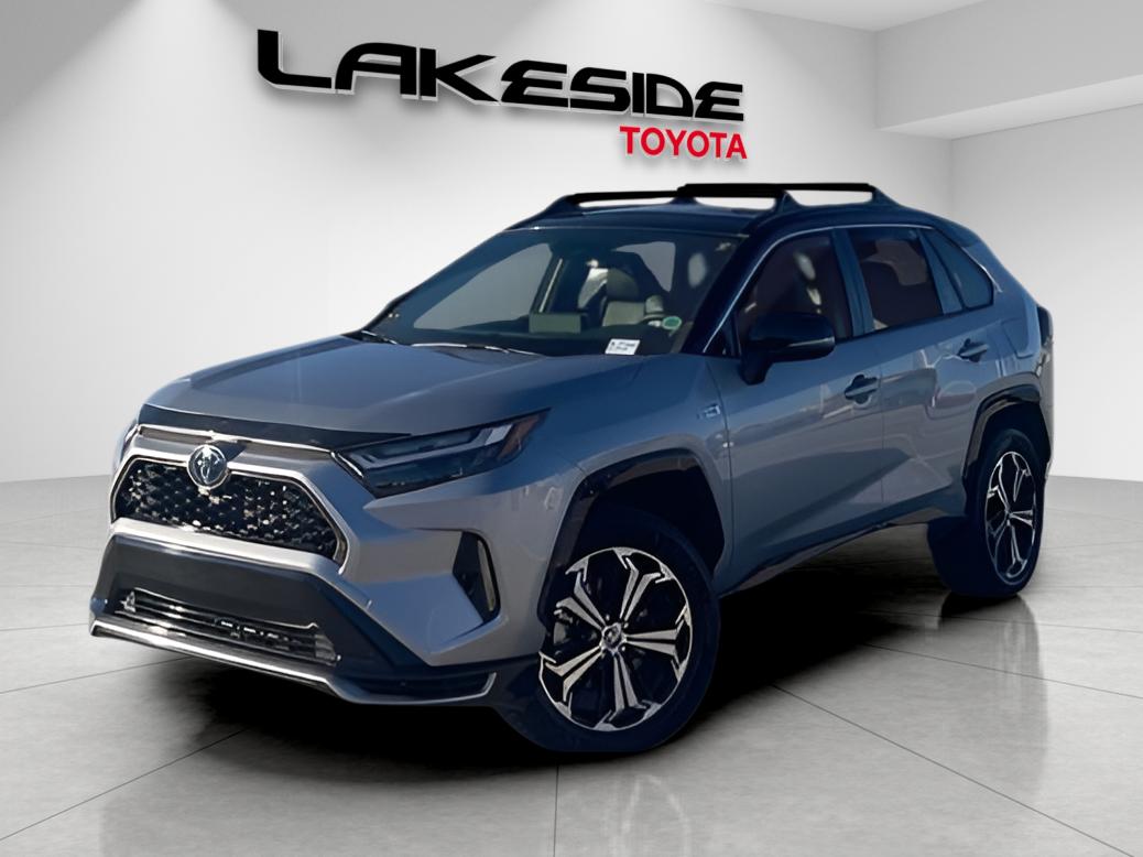 2022 Toyota RAV4 XSE's photo