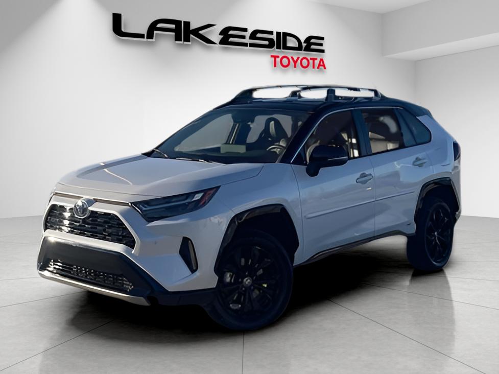 2023 Toyota RAV4 XSE's photo
