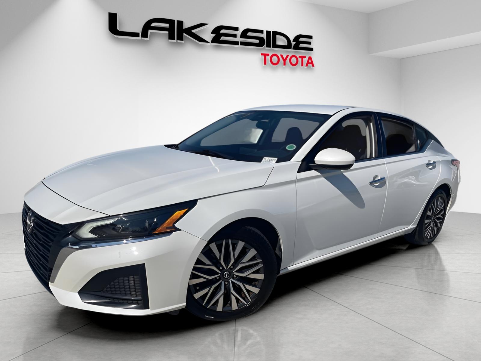 2023 Nissan Altima SV