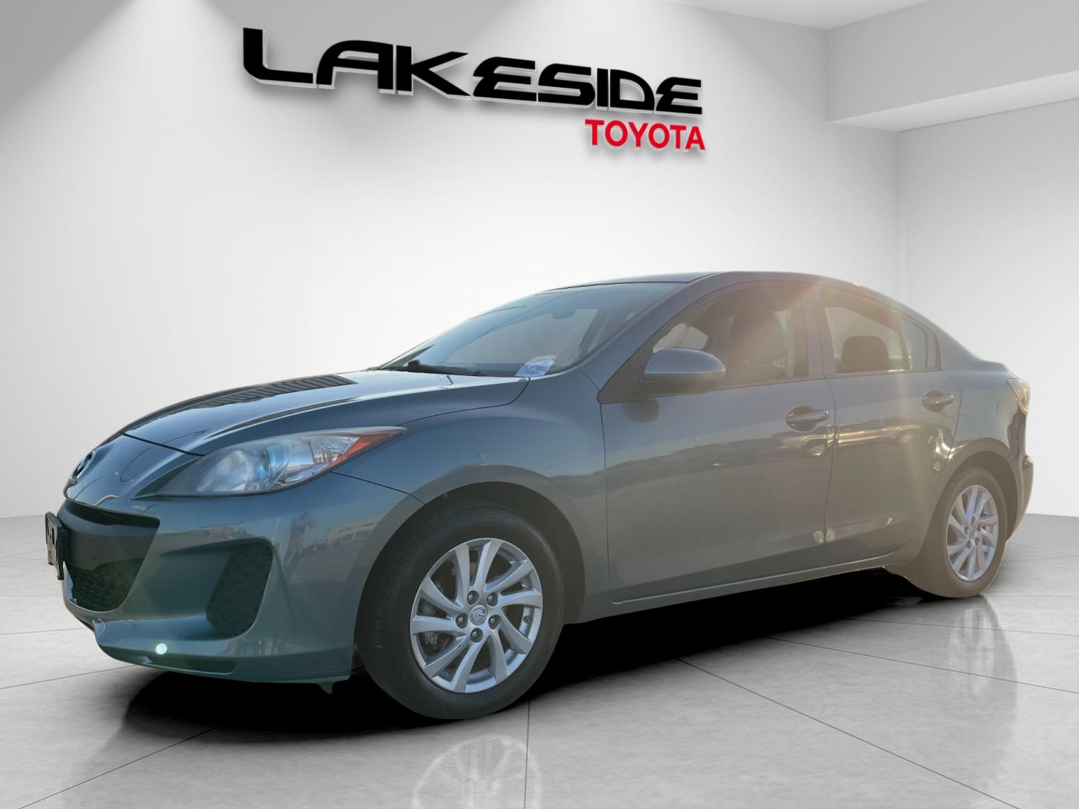 2012 Mazda MAZDA3 i Touring's photo
