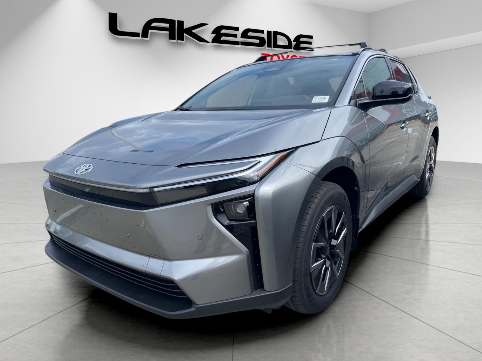 2026 Toyota bZ XLE's photo