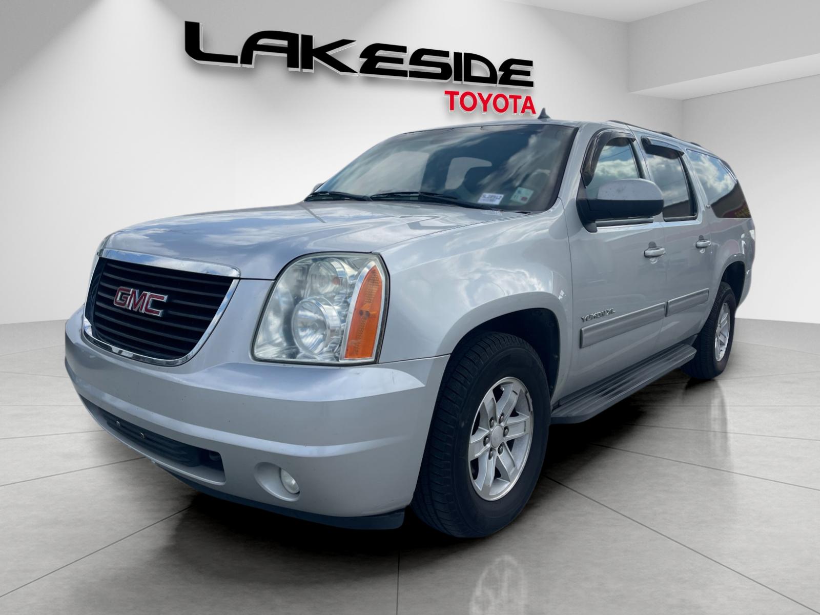 2011 GMC Yukon XL SLT's photo